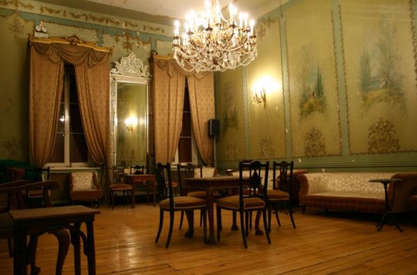 Εσωτερικός χώρος του Ερμή